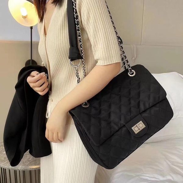 mabula моды решетки crossbody сумка для женщин передняя fap несколько карман плеча сумки с цепочкой водонепроницаемый нейлон
mabula моды решетки crossbody сумка для женщин передняя fap несколько карман плеча сумки с цепочкой водонепроницаемый нейлон