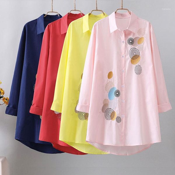 women's blouses & shirts 2021 autumn women long sleeve cotton blouse ladies fashion embroidery casual design turn down collar loose shi, White 
women's blouses & shirts 2021 autumn women long sleeve cotton blouse ladies fashion embroidery casual design turn down collar loose shi, White