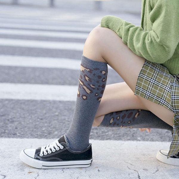 autumn and winter new children's trend leopard leg korean college style knee women's long cotton socks, Black;white
autumn and winter new children's trend leopard leg korean college style knee women's long cotton socks, Black;white