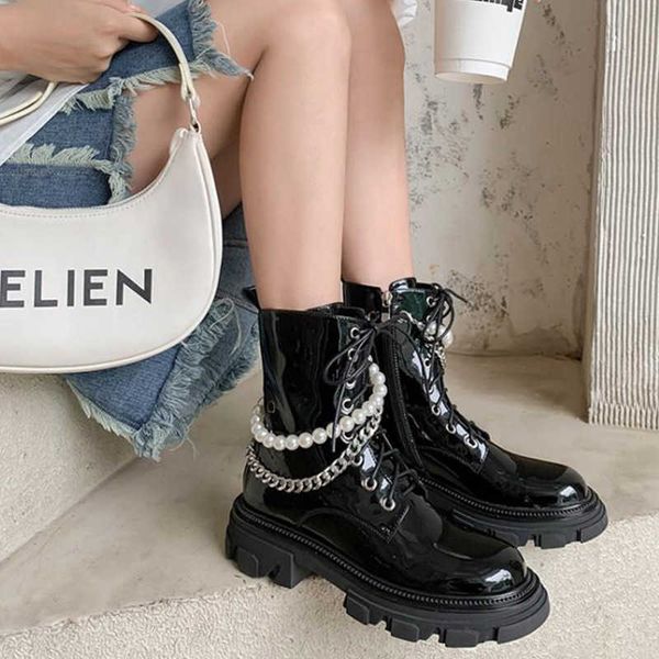 black martin women's 2021 autumn winter new pearl chain cool wind lacquer skin muffin thick bottom short motorcycle boots
black martin women's 2021 autumn winter new pearl chain cool wind lacquer skin muffin thick bottom short motorcycle boots