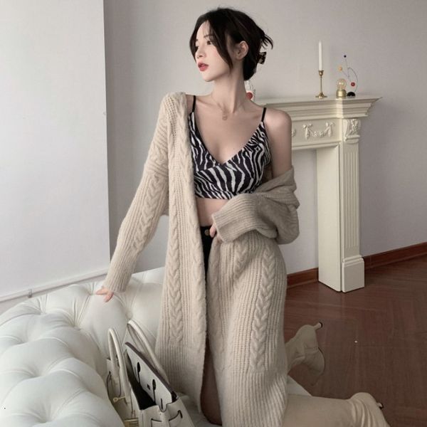 2020 autumn new korean medium and sweater knitwear long sleeve versatile loose thin cardigan jacket women's wear
2020 autumn new korean medium and sweater knitwear long sleeve versatile loose thin cardigan jacket women's wear