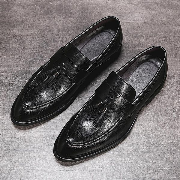2020men loafers shoes men dress shoe leather casual british style shoes pointed toe flats elegant business formal slip on, Black
2020men loafers shoes men dress shoe leather casual british style shoes pointed toe flats elegant business formal slip on, Black