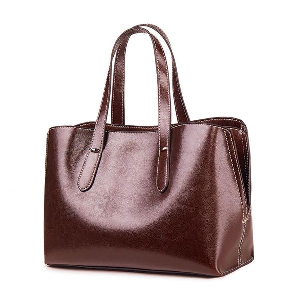 new designer fashion women shoulder messenger bags luxury leather ladies handbags large capacity female casual tote
new designer fashion women shoulder messenger bags luxury leather ladies handbags large capacity female casual tote