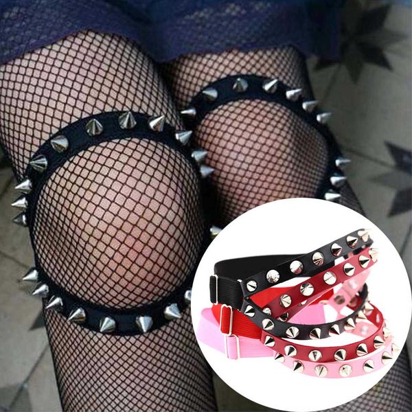 pu leather rivet garter belt punk leather leg ring thigh harness women harajuku style garter belt rock pub girl suspenders, Black;white
pu leather rivet garter belt punk leather leg ring thigh harness women harajuku style garter belt rock pub girl suspenders, Black;white