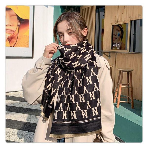 scarves 2021 winter cashmere scarf lady design warm blanket carriage women shawl female decoration thick foulard, Blue;gray
scarves 2021 winter cashmere scarf lady design warm blanket carriage women shawl female decoration thick foulard, Blue;gray