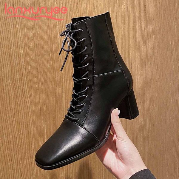 boots lanxuryee work genuine leather cross-tied classic colors square toe thick high heel back zip office lady ankle l35, Black
boots lanxuryee work genuine leather cross-tied classic colors square toe thick high heel back zip office lady ankle l35, Black