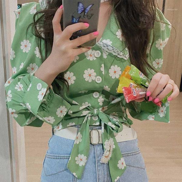 vicone chic web celebrity retro sweet age reduction flowers short chiffon blouse with high waist long sleeve shirt1, White
vicone chic web celebrity retro sweet age reduction flowers short chiffon blouse with high waist long sleeve shirt1, White