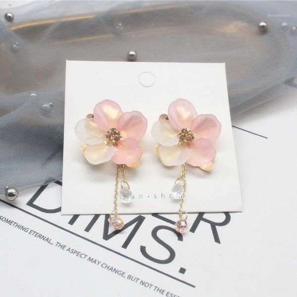 2020 selling fashion jewelry sweet romantic korean hand woven flower earrings long tassel crystal earrings for women gift1, Silver
2020 selling fashion jewelry sweet romantic korean hand woven flower earrings long tassel crystal earrings for women gift1, Silver