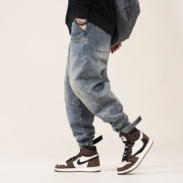 2021 new newly designer fashion men jeans retro blue loose fit big pocket denim cargo pants homme streetwear hip hop joggers 4r
2021 new newly designer fashion men jeans retro blue loose fit big pocket denim cargo pants homme streetwear hip hop joggers 4r