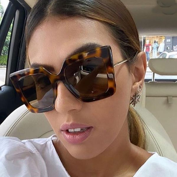 women square sunglasses eyewear gradient trend brand oversized men sun leopard shades big uv400 pearl oculos glasses frame gafas dsicd, White;black
women square sunglasses eyewear gradient trend brand oversized men sun leopard shades big uv400 pearl oculos glasses frame gafas dsicd, White;black