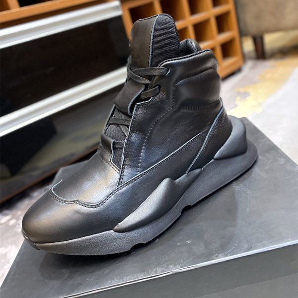 new product men's high-casual sports shoes uppers are made of all the first layer of leather stitching
new product men's high-casual sports shoes uppers are made of all the first layer of leather stitching