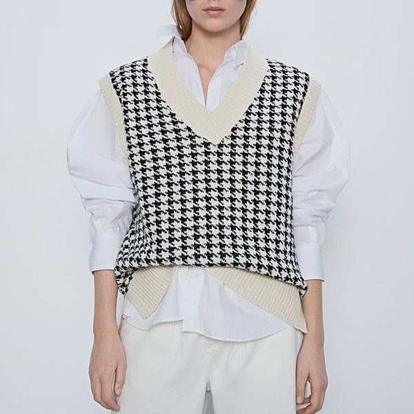 women 2020 fashion oversized knitted vest sweater v neck sleeveless houndstooth loose female waistcoat chic, White;black 
women 2020 fashion oversized knitted vest sweater v neck sleeveless houndstooth loose female waistcoat chic, White;black