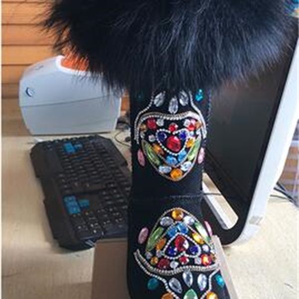2020 strass totem resistente um couro pele raposa botas neve sapatos algodo feminino akxa, Black
2020 strass totem resistente um couro pele raposa botas neve sapatos algodo feminino akxa, Black