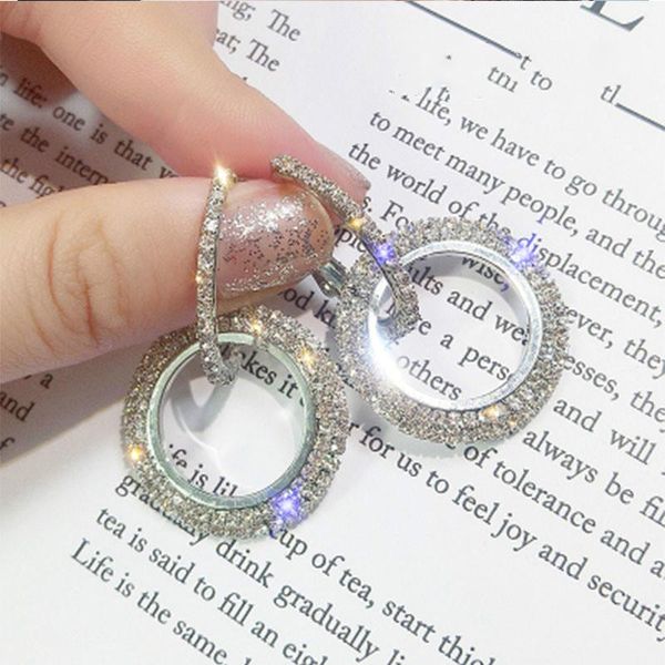 2021 new fashion crystal earrings beautiful women's sparkling crystal round earrings wedding jewelry popular, Silver
2021 new fashion crystal earrings beautiful women's sparkling crystal round earrings wedding jewelry popular, Silver