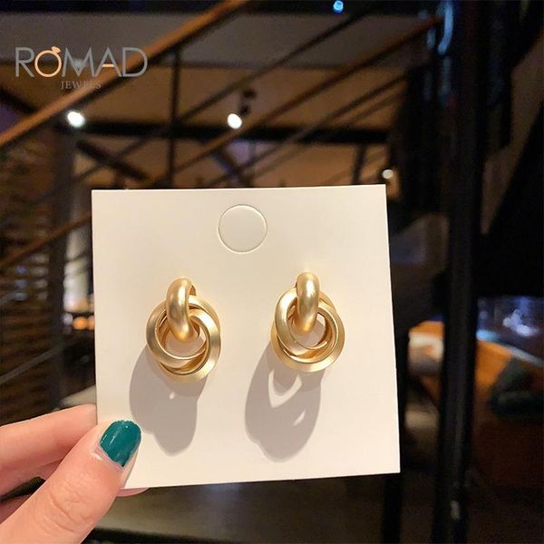 romad european and american temperament irregular geometric earrings girls new luxury designer stud earrings for women #p55, Golden;silver
romad european and american temperament irregular geometric earrings girls new luxury designer stud earrings for women #p55, Golden;silver