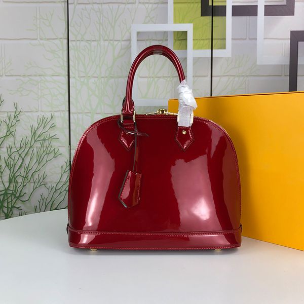 

m91606 designer patent leather women shell bag classic bb lady purse shoulder bags with lock fashion handbags cross body totes m93595