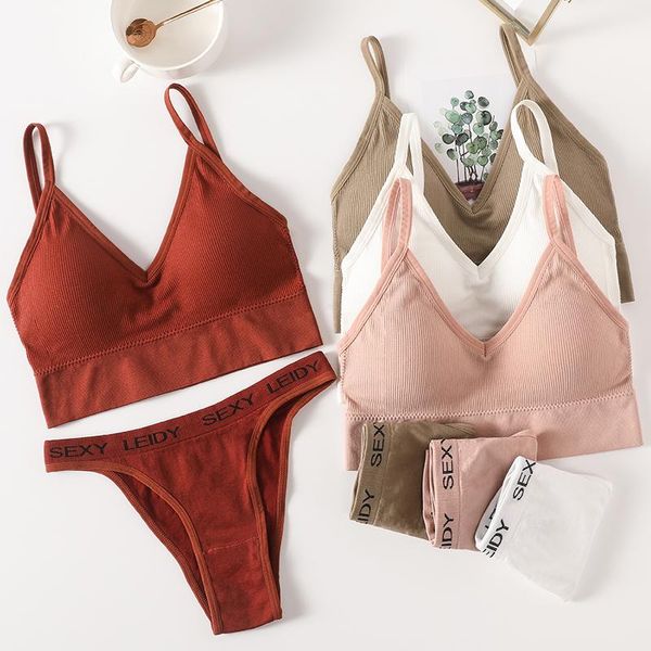 bras sets women bra panties set g-string seamless active female crop push up thongs fitness underwear lingerie, Red;black
bras sets women bra panties set g-string seamless active female crop push up thongs fitness underwear lingerie, Red;black
