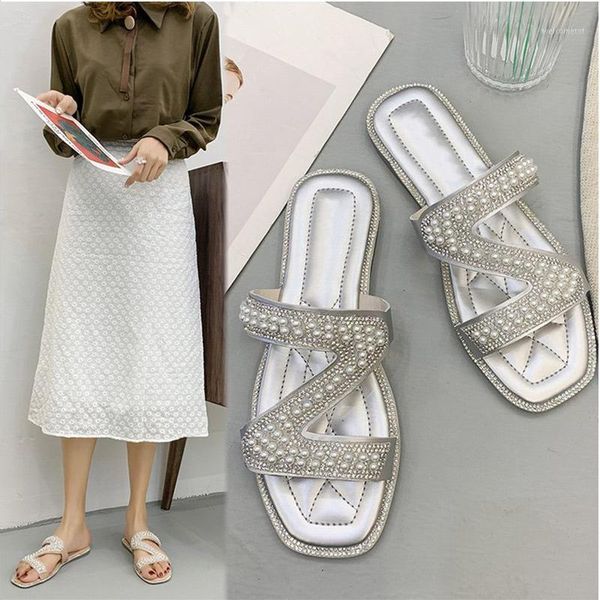 woman pearls elegant ladies flip flop soft women outdoor beach shoes female slides dropshipping summer women's flat slippers1, Black
woman pearls elegant ladies flip flop soft women outdoor beach shoes female slides dropshipping summer women's flat slippers1, Black