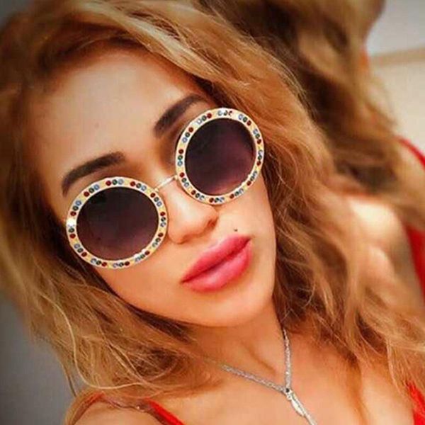 sunglasses diamond round women 2021 crystal female alloy clear pink eyewear gemstone shades oculos 5204f, White;black
sunglasses diamond round women 2021 crystal female alloy clear pink eyewear gemstone shades oculos 5204f, White;black