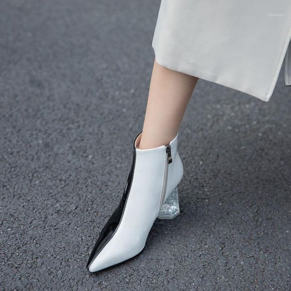 norberg 2020 autumn winter pointed toe fashion boots cow leather silver crystal heel black and white color matching boots women1
norberg 2020 autumn winter pointed toe fashion boots cow leather silver crystal heel black and white color matching boots women1