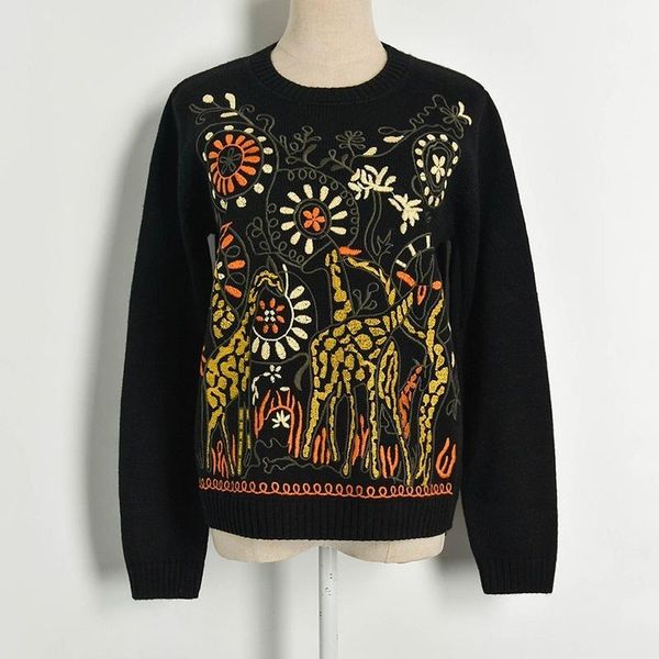 2019 autumn and winter new embroidery small bee jacquard abstract peacock figure long sleeve sweater women1, White;black
2019 autumn and winter new embroidery small bee jacquard abstract peacock figure long sleeve sweater women1, White;black
