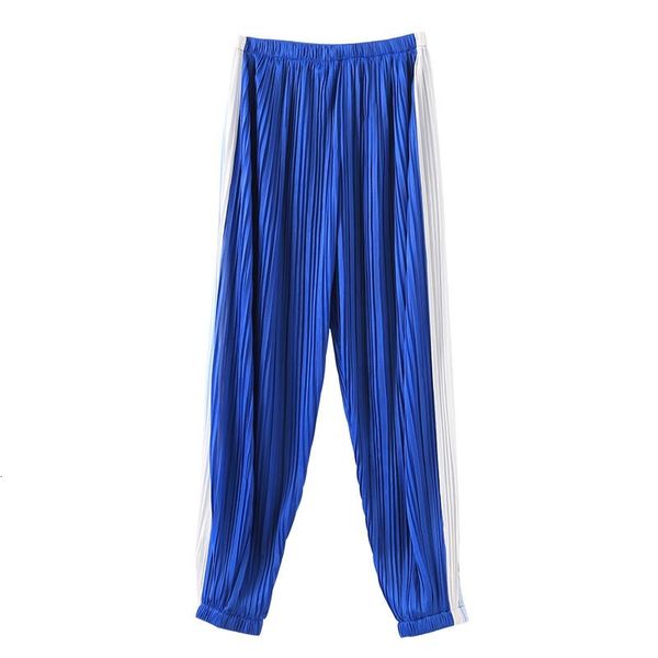 2021 new summer thin size large plied female bloomers loose-closed sports in the korean version of mosquito fat pants qeun, Black;white
2021 new summer thin size large plied female bloomers loose-closed sports in the korean version of mosquito fat pants qeun, Black;white