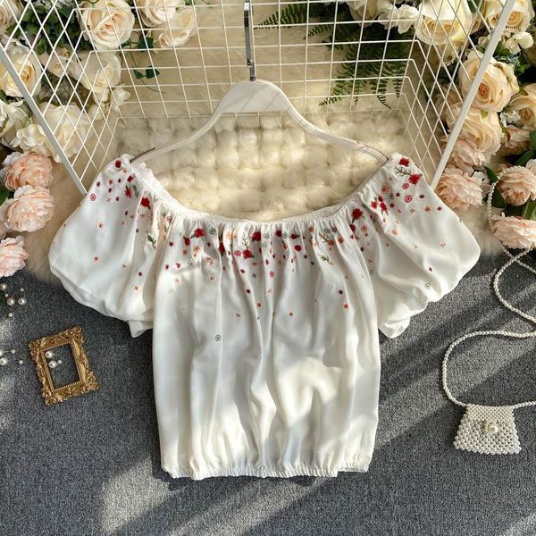 2020 summer korea fashion women elegant sweet embroidery slash neck puff sleeve blouse and h7391, White
2020 summer korea fashion women elegant sweet embroidery slash neck puff sleeve blouse and h7391, White