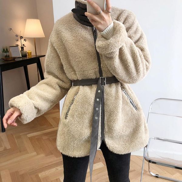 women's fur & faux 2021 winter thick and cotton fashion lamb coat female korean version all-in-one motorcycle suit x079, Black
women's fur & faux 2021 winter thick and cotton fashion lamb coat female korean version all-in-one motorcycle suit x079, Black
