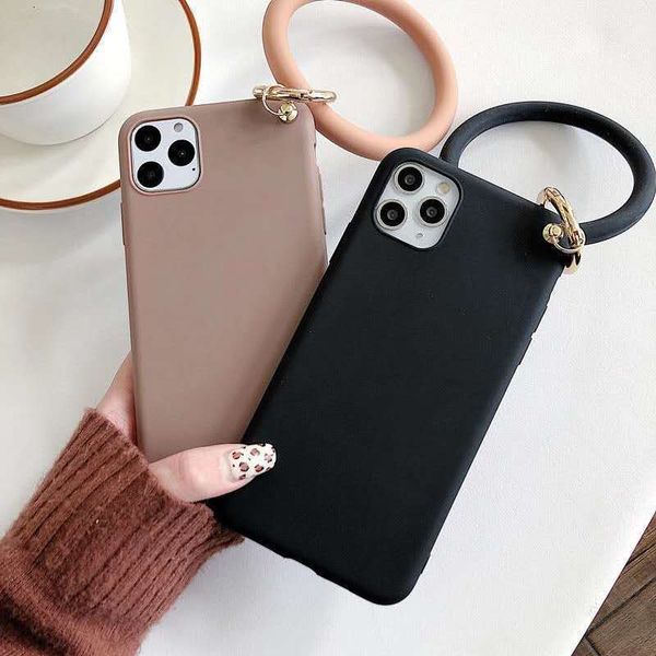hand ring for iphone12pro max mobile phone case thickened solid sand soft rubber new product
hand ring for iphone12pro max mobile phone case thickened solid sand soft rubber new product