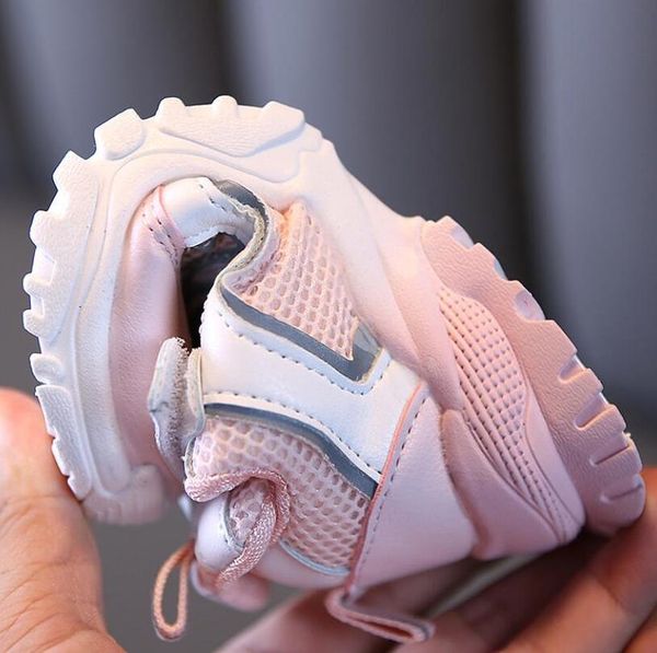 2020 autumn children casual shoes boys girls sports shoes fashion brand kids sneakers outdoor training breathable running shoes jllwfj, Black
2020 autumn children casual shoes boys girls sports shoes fashion brand kids sneakers outdoor training breathable running shoes jllwfj, Black