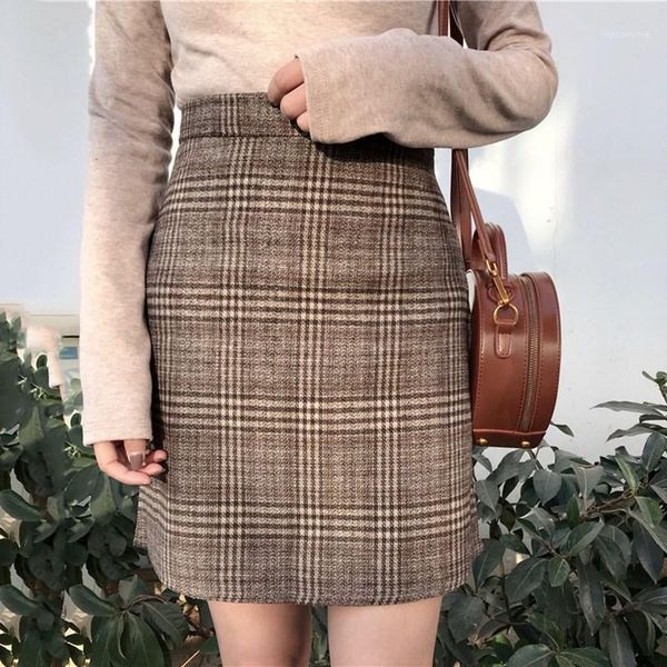 autumn new tartan high waist vintage large size slim skirt female korean empire a-line england style knee-length casual skirt1, Black
autumn new tartan high waist vintage large size slim skirt female korean empire a-line england style knee-length casual skirt1, Black