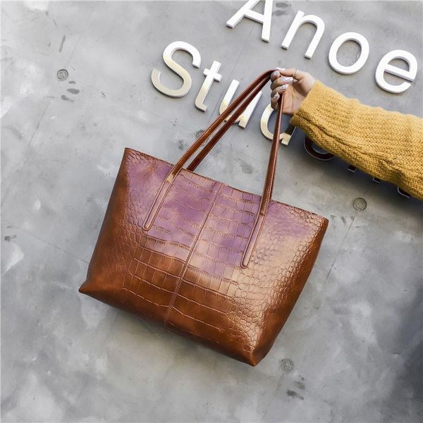 vintage luxury crocodile handbag women leisure large shoulder bag female retro causal totes daily shopping bag
vintage luxury crocodile handbag women leisure large shoulder bag female retro causal totes daily shopping bag