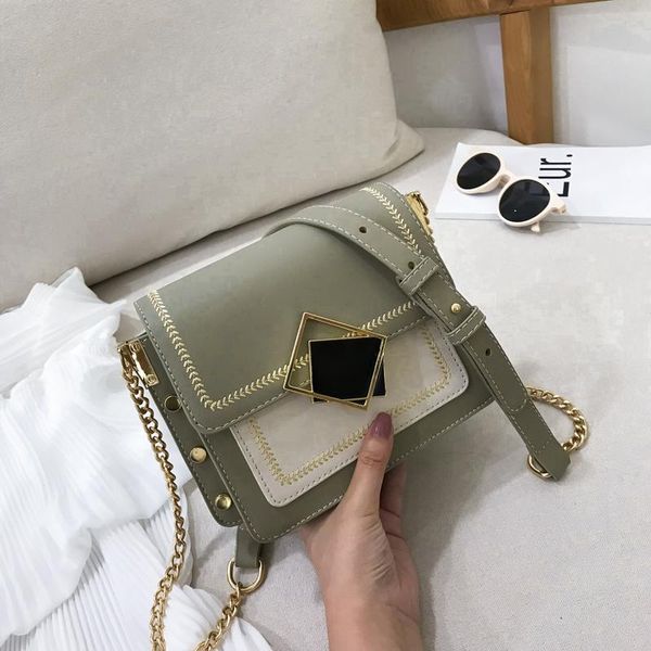 women handbags new fashion trend of spring 2020 square bag with a cross-shoulder versatile western-style chain flap bags
women handbags new fashion trend of spring 2020 square bag with a cross-shoulder versatile western-style chain flap bags