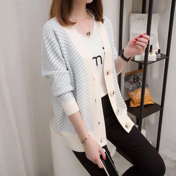 women's sweater cardigan 2020 spring autumn long striped single-breasted v-neck long-sleeved knit cardigan coat college wind, White
women's sweater cardigan 2020 spring autumn long striped single-breasted v-neck long-sleeved knit cardigan coat college wind, White