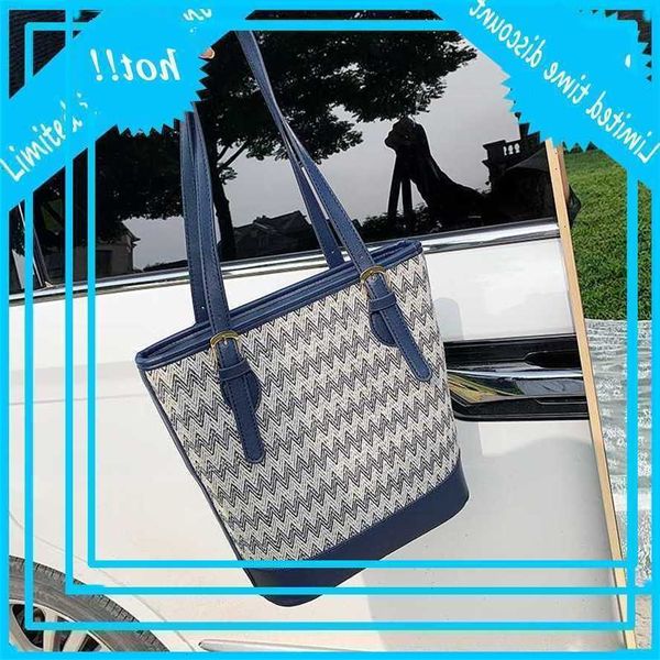 new dames weave jacquard emmer cups 2020 fashion handbag lady shopping travel great capacity women shoulder bags
new dames weave jacquard emmer cups 2020 fashion handbag lady shopping travel great capacity women shoulder bags