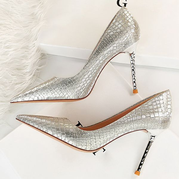 2021 women 9.5cm high heels lady wedding bridal pumps stiletto silver glitter gold shoes female scarpins stripper metal heelsmultifunction, Black
2021 women 9.5cm high heels lady wedding bridal pumps stiletto silver glitter gold shoes female scarpins stripper metal heelsmultifunction, Black