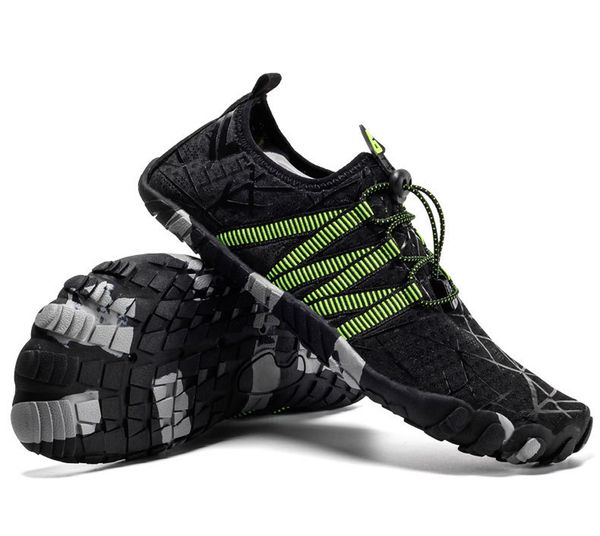 luxury men women climbing shoes beach wading swimming quick dry aqua shoes sneakers couple five fingers fitness mountain-climbing outdoor no 
luxury men women climbing shoes beach wading swimming quick dry aqua shoes sneakers couple five fingers fitness mountain-climbing outdoor no