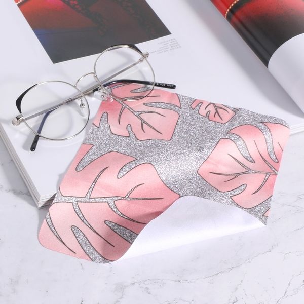 new glasses cloth nordic style 145x175mm soft suede clean wipe dust phone screen random delivery
new glasses cloth nordic style 145x175mm soft suede clean wipe dust phone screen random delivery