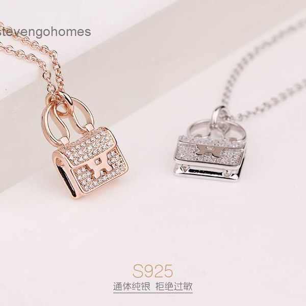 women's 925 sterling net silver sachet red necklace with micro diamond h letter clavicle chain
women's 925 sterling net silver sachet red necklace with micro diamond h letter clavicle chain