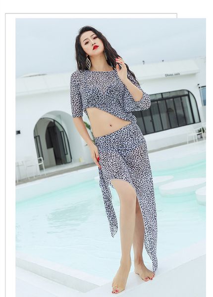 2021 new japan sell neopard print bellydance oriental dance outfit 2 piece women practice wear team dance suit loose, Black;red
2021 new japan sell neopard print bellydance oriental dance outfit 2 piece women practice wear team dance suit loose, Black;red