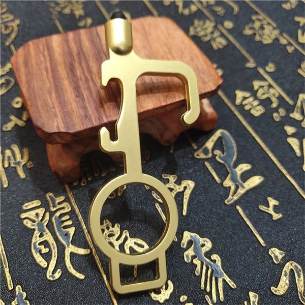 new metal isolation anti-contact keychain contactless keychain elevator household door opening tool elevator door opener t3i5874 260 g2
new metal isolation anti-contact keychain contactless keychain elevator household door opening tool elevator door opener t3i5874 260 g2