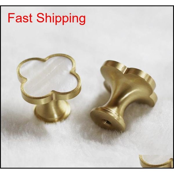 modern clovers brass kitchen drawer cabinet door knobs handles white nature shell furniture hardware cupboard qyltrv new_dhbest
modern clovers brass kitchen drawer cabinet door knobs handles white nature shell furniture hardware cupboard qyltrv new_dhbest