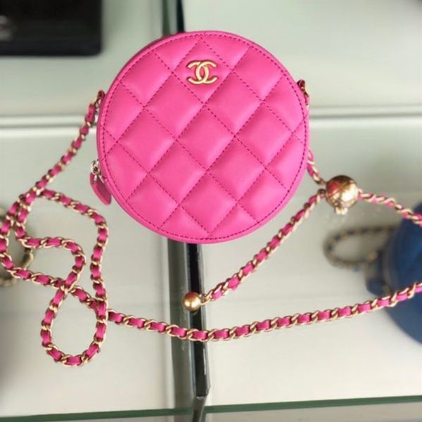 1254new women's one-shoulder bag 7a high-end custom quality bag fashion trend refined style business leisure style metal accessories
1254new women's one-shoulder bag 7a high-end custom quality bag fashion trend refined style business leisure style metal accessories