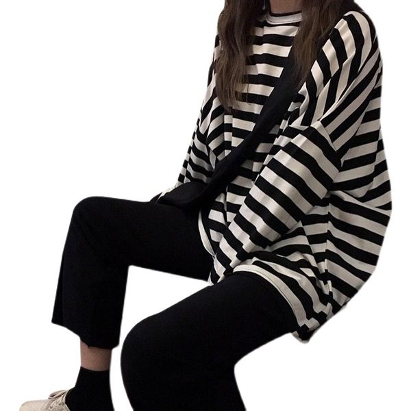 spring and autumn womens t-shirt black white striped long-sleeved round neck with korean casual oversize t-shirt ladies ins trend
spring and autumn womens t-shirt black white striped long-sleeved round neck with korean casual oversize t-shirt ladies ins trend