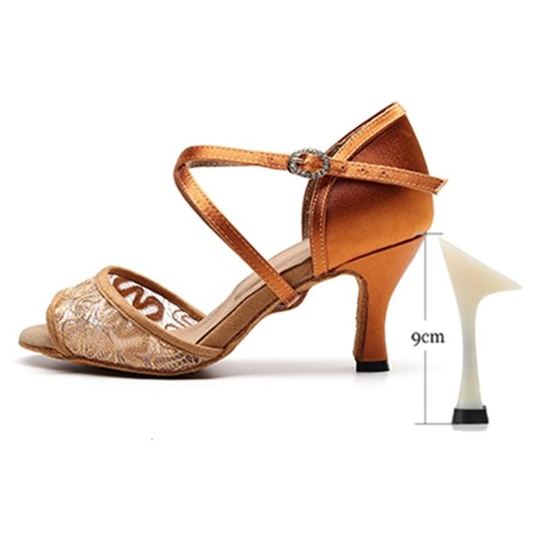 2021 new girls lace latin dance sandals woman high heel salsa ballroom dancing shoes for women latino pracitce dance-shoes 1 nw36, Black
2021 new girls lace latin dance sandals woman high heel salsa ballroom dancing shoes for women latino pracitce dance-shoes 1 nw36, Black