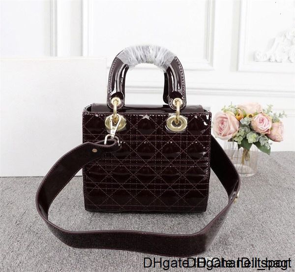 23 2019 new women s shoulder patent leather solid color fashion temperament personality portable messenger bags
23 2019 new women s shoulder patent leather solid color fashion temperament personality portable messenger bags
