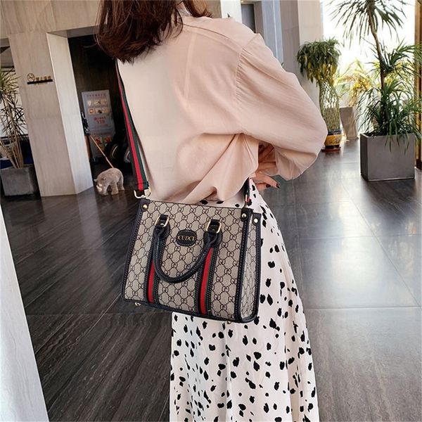 designer sale women's bag new fashion versatile hand big popular women's one shoulder messenger tote bag trend
designer sale women's bag new fashion versatile hand big popular women's one shoulder messenger tote bag trend