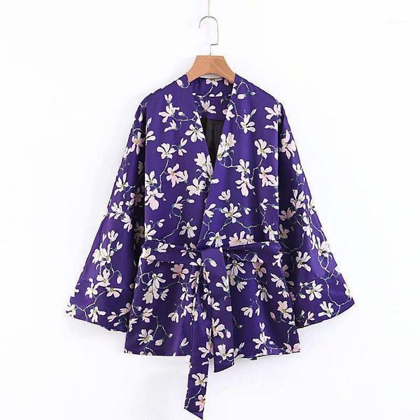 fashion women xl65-1590 europe and america fashion wind print v collar belt jacket1, Black;brown
fashion women xl65-1590 europe and america fashion wind print v collar belt jacket1, Black;brown