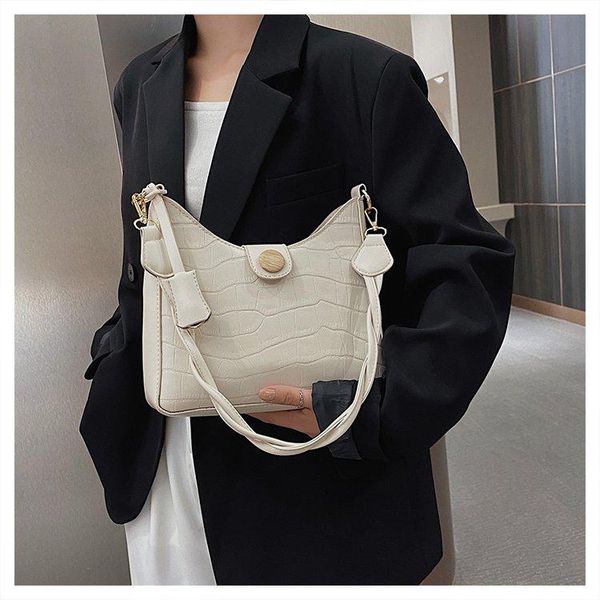 жесткий pu кожа half moon design женщины shouder сумки большие емкости tote платье сумка для street 20-34 years old
жесткий pu кожа half moon design женщины shouder сумки большие емкости tote платье сумка для street 20-34 years old