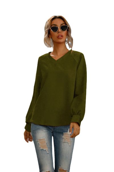 v-neck long-sleeved corduroy t-shirt, White